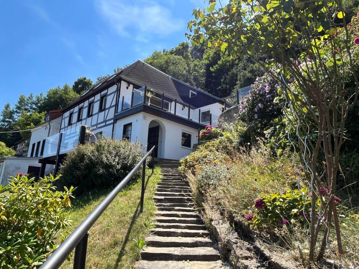 Saechsische-Schweiz-Ferienhaus-Wohnung-1-Mit-Elbblick-Sauna-Und-Kamin Königstein an der Elbe Zewnętrze zdjęcie